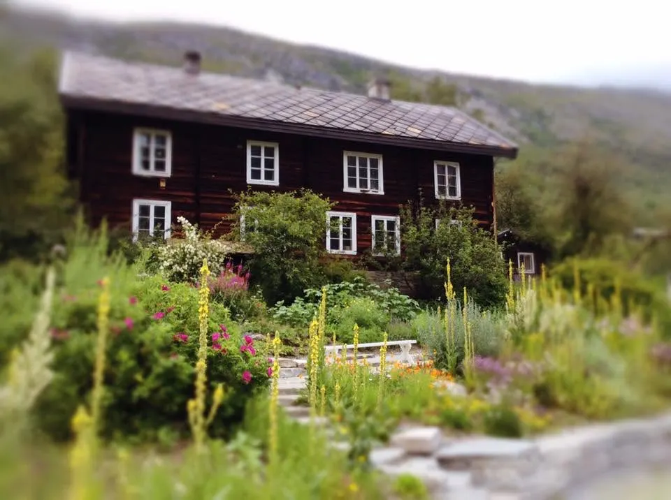 Aukrust gard og urteri
