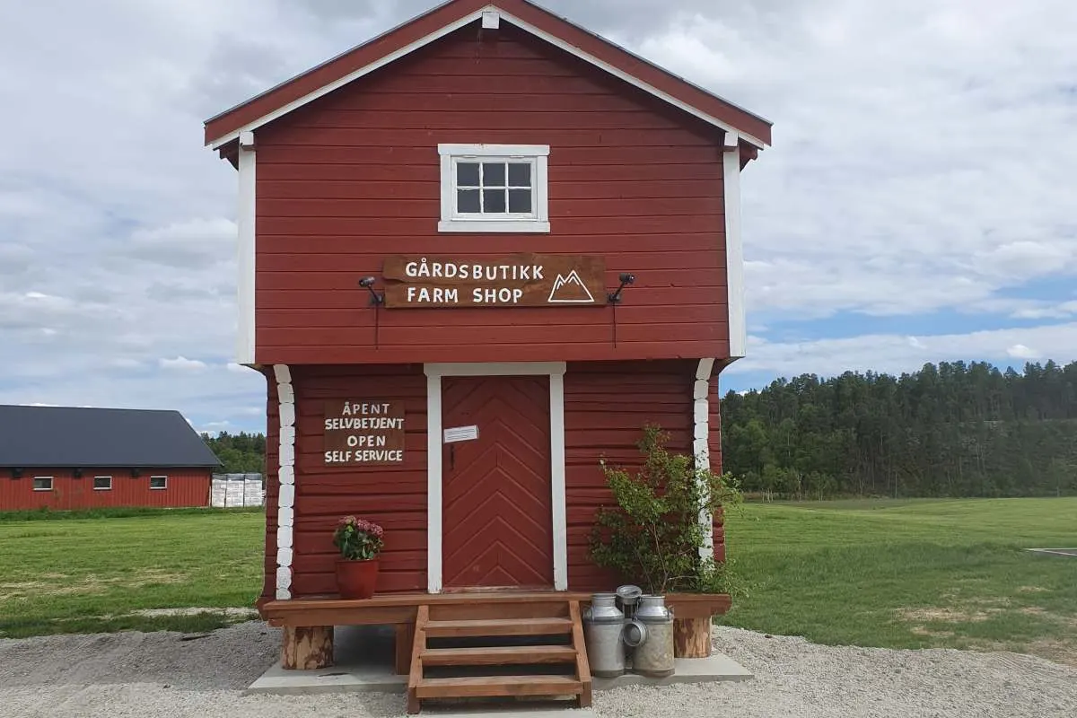 Husøy Gård