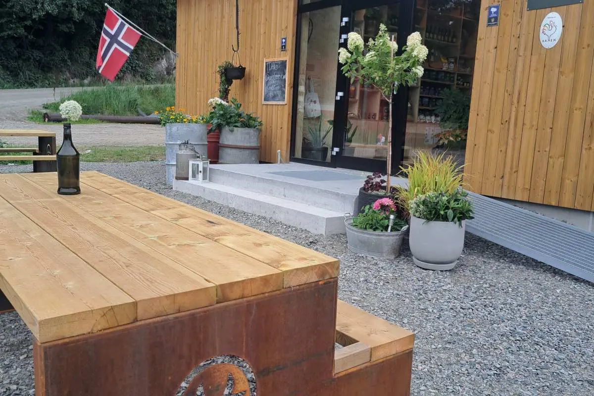 Lindesnes Gård